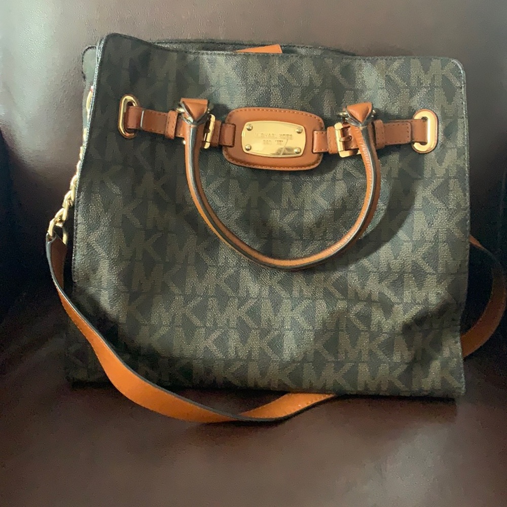 Large Michael Kors Hamilton bag